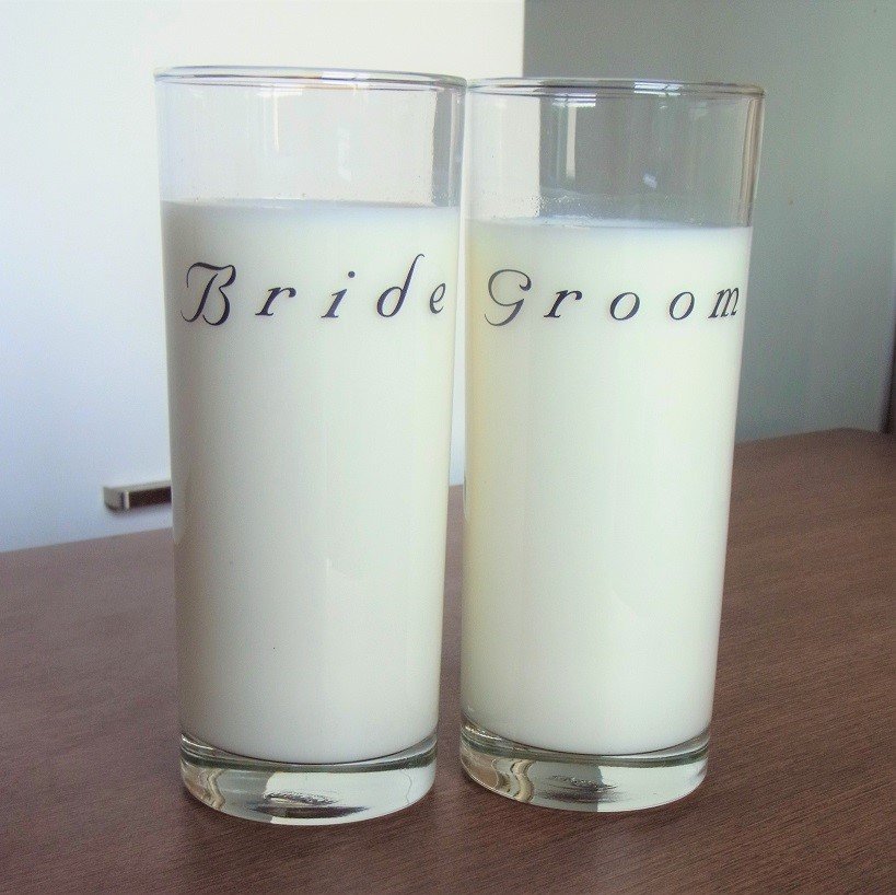 BRIDE&GROOM GLASS SET-Human Touch Official