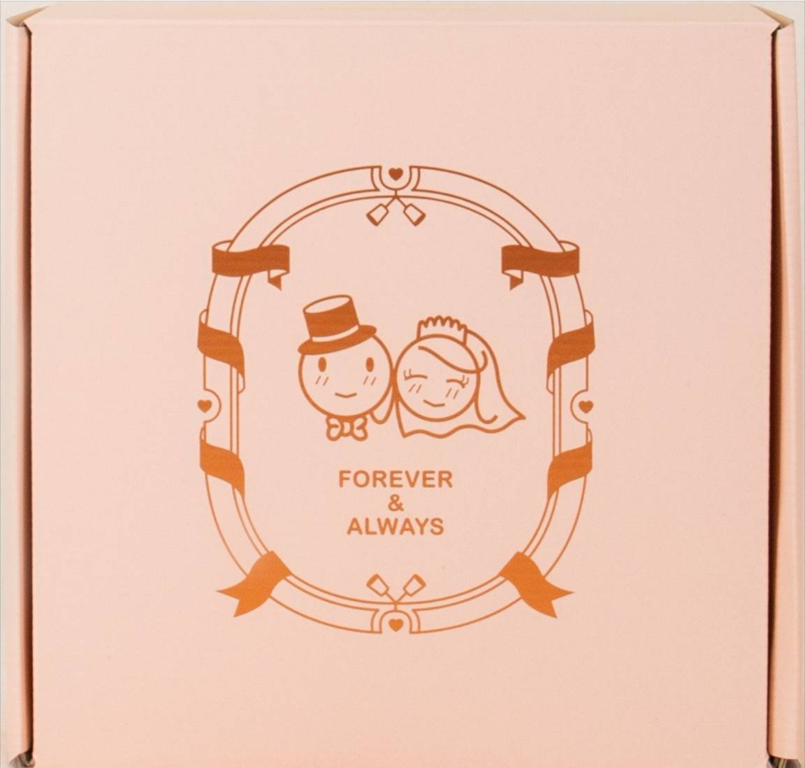 Forever and always blank giftboxHome & GardenHuman Touch OfficialGift box size: 27x26x10.5 cm
Material: 3 ply cardboard paper
Gift box includes free gift card and decorate stencil paper 
Ideal for 1-2 boxes of pillowcases + one co